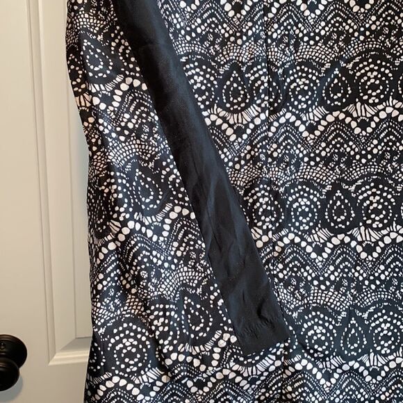 Mossimo dress  - Picture 4 of 9